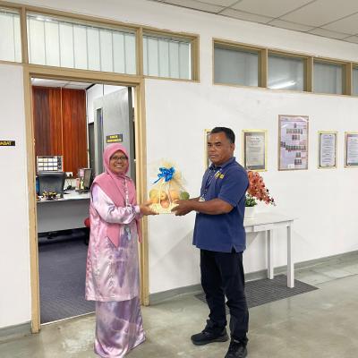 Farewell En Azman Dr. Ruzilawati Wakil Staf Akademik